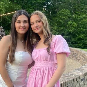 Meet your Posher, Emma